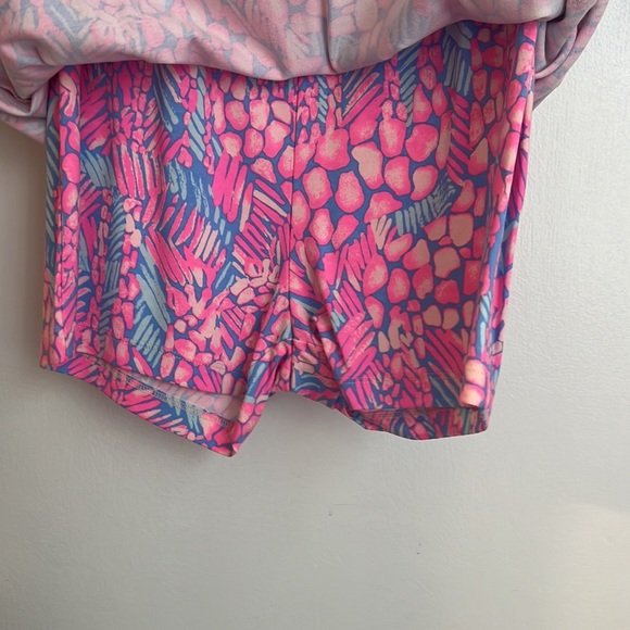 NWT Lilly Pulitzer Lana Skort Romper Off The Shoulder Pink Blue Floral Size XS - Picture 3 of 5